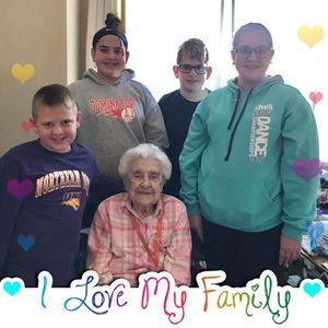 Meet your Posher, Emily